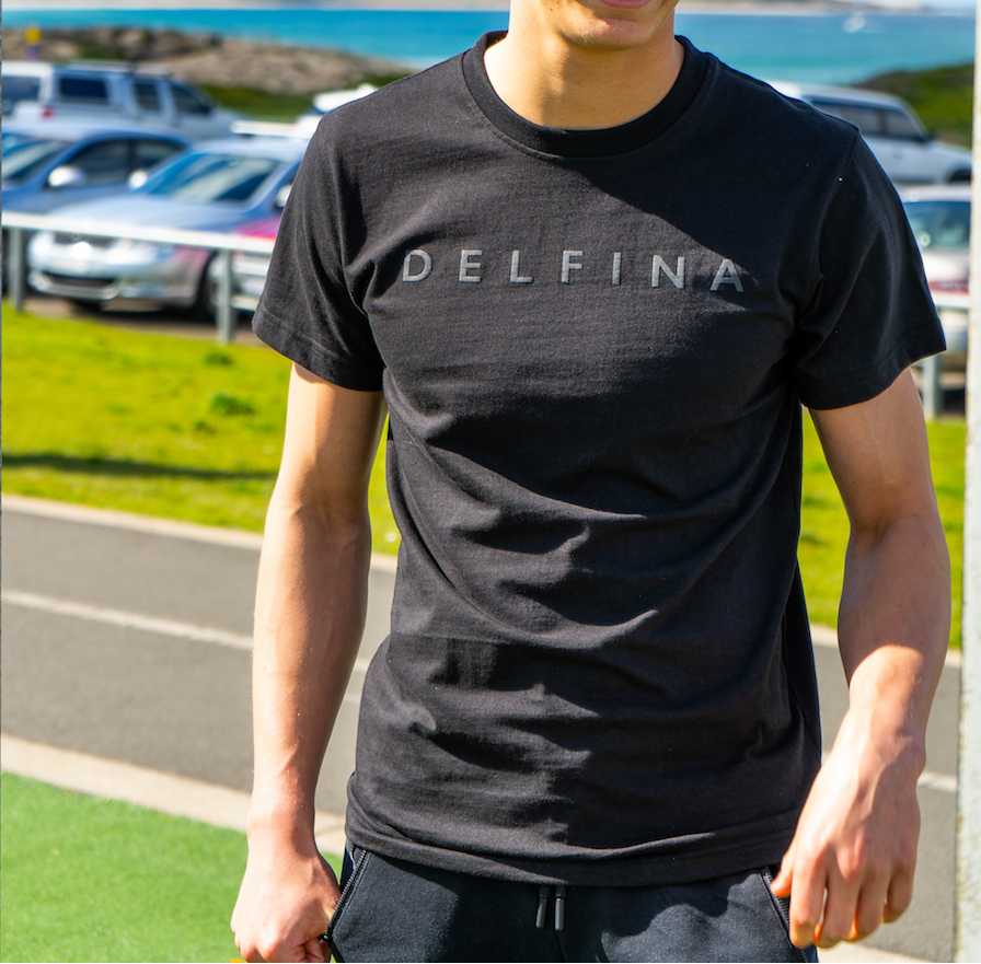 men's black short sleeve shirt
