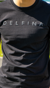 black long sleeve t shirt